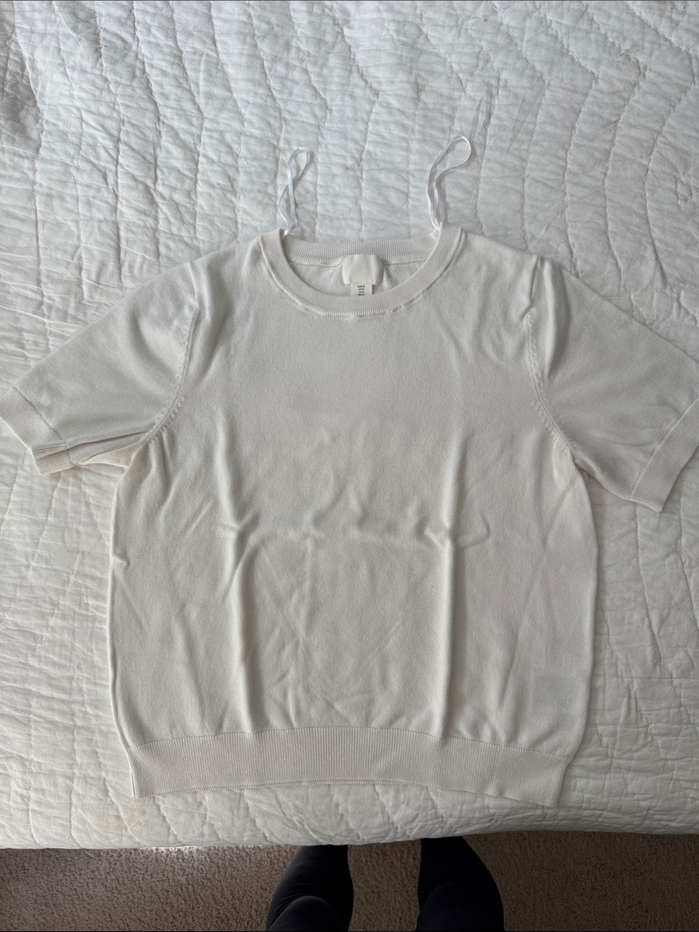 H&M White Short Sleeve Crewneck Sweater